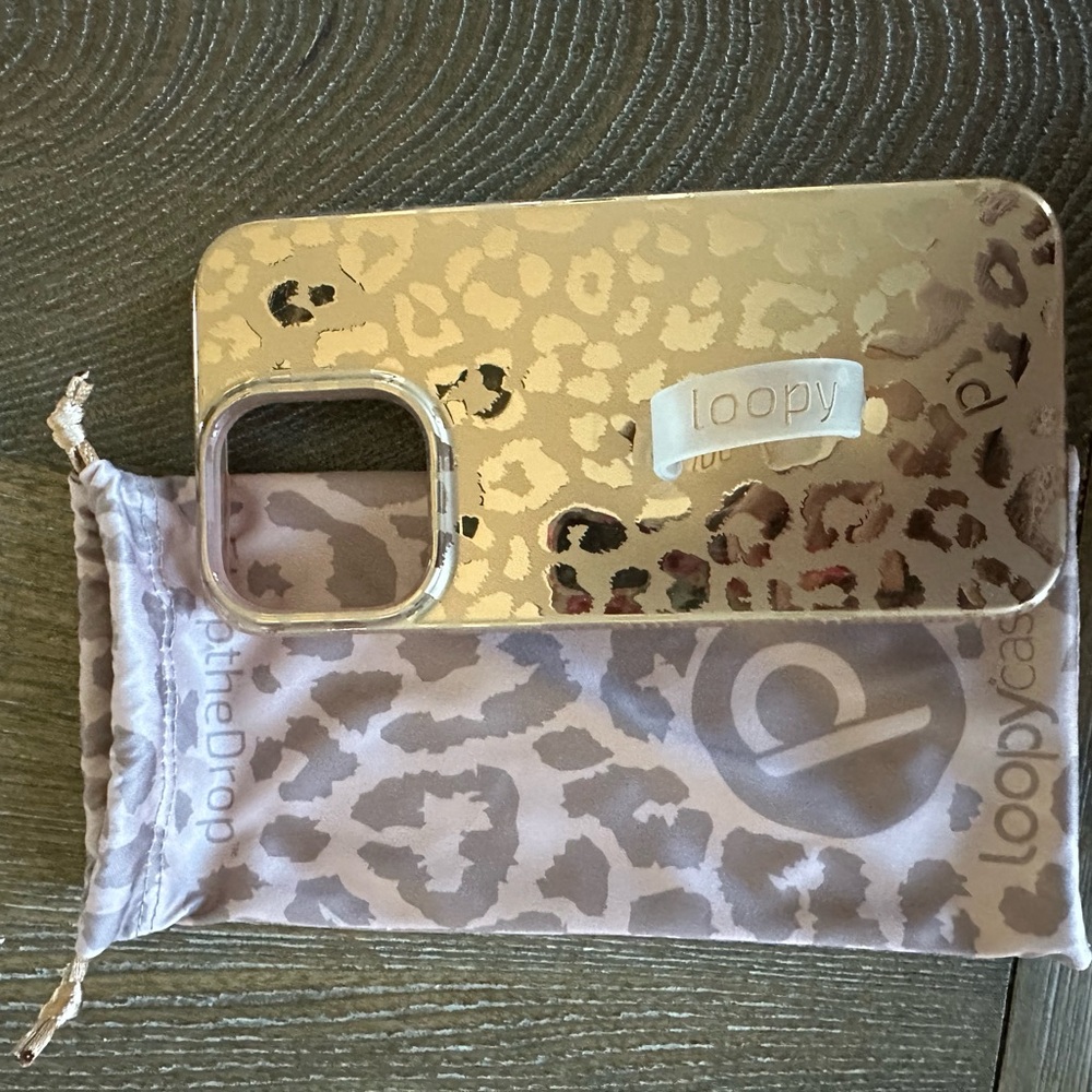Loopy Case Gold Leopard iPhone 14 ProMax